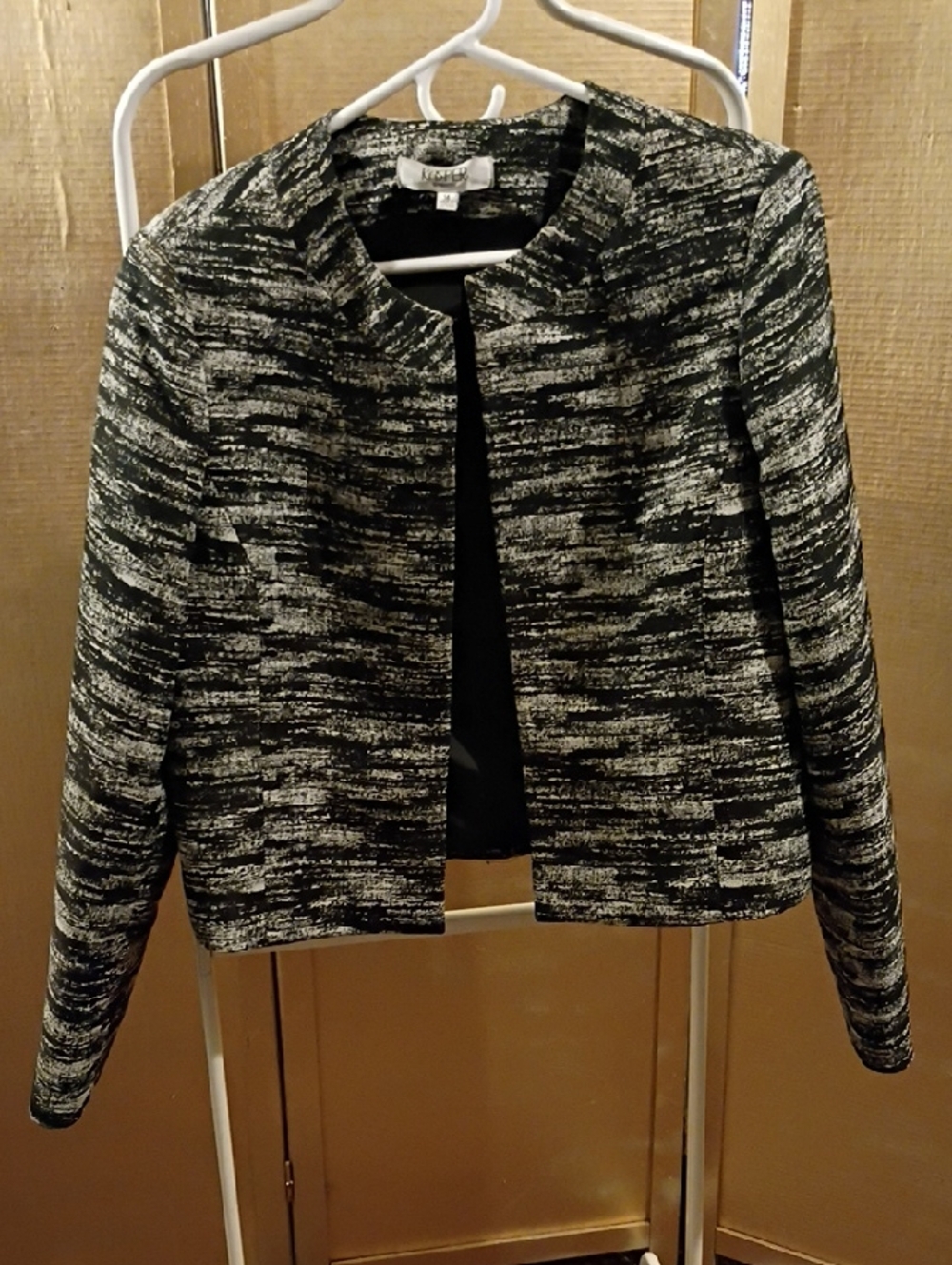 Kasper Black and White Textured Open-Front Blazer